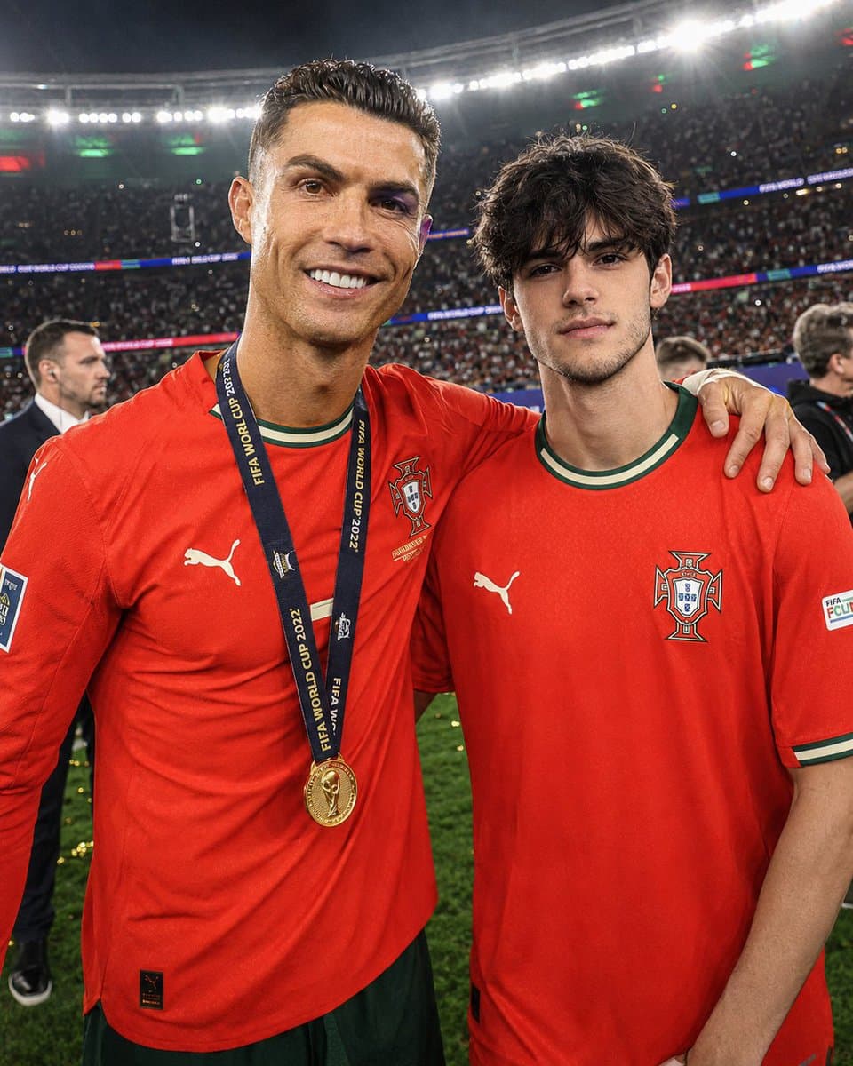 Fan Photo With Cristiano Ronaldo